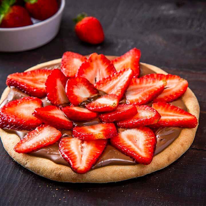 Esfiha de Nutella® com Morango - Tutti Pizza - Pizzaria na Vila Madalena SP